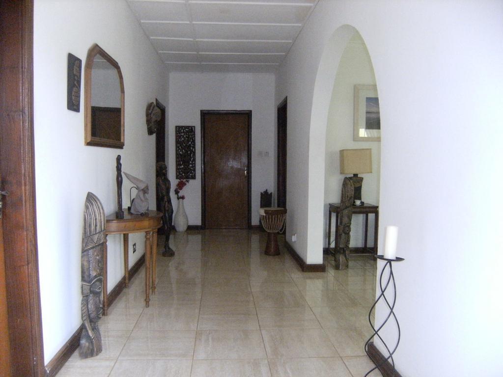 Mandinka Lodge Kololi Bilik gambar