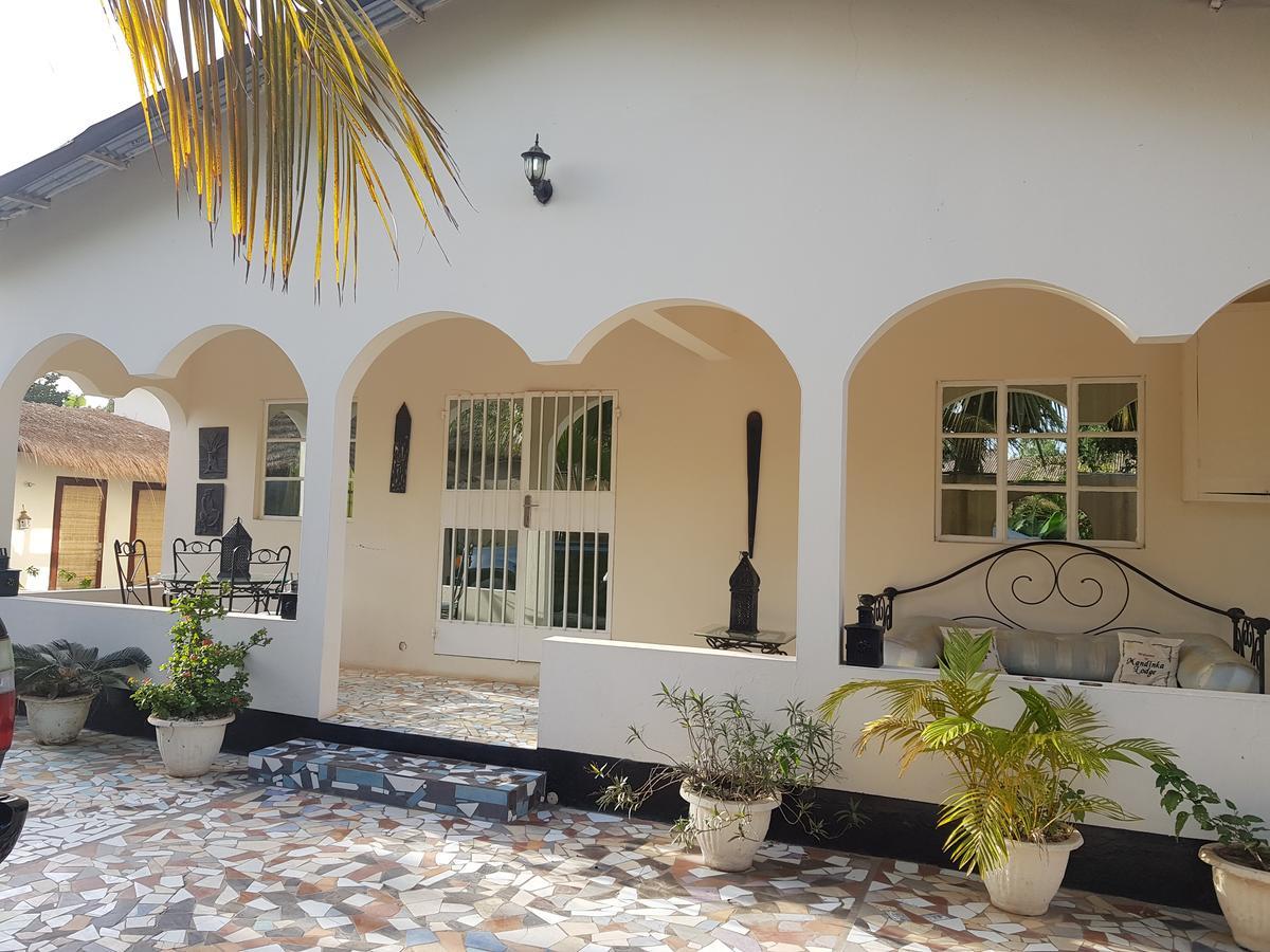 Mandinka Lodge Kololi Luaran gambar
