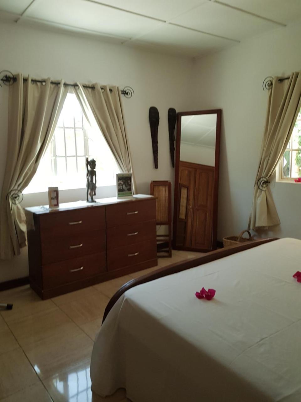 Mandinka Lodge Kololi Luaran gambar