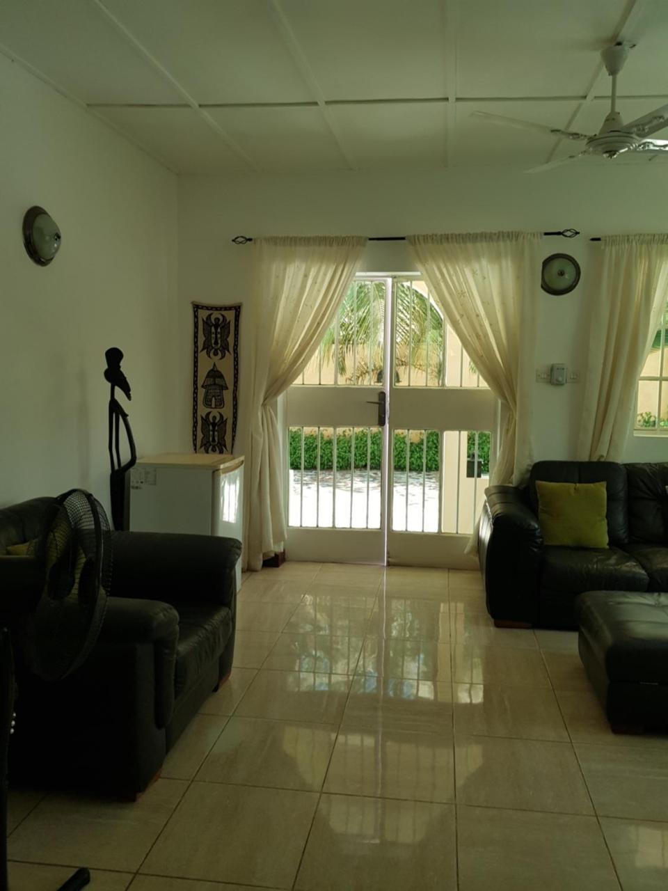 Mandinka Lodge Kololi Luaran gambar